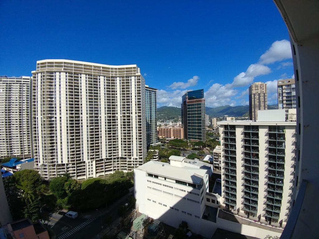Gem Of Waikiki At Inn On The Park 호놀룰루 외부 사진